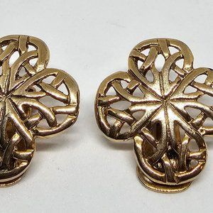 Vintage gold tone knotted clip on earrings / Costume jewelry